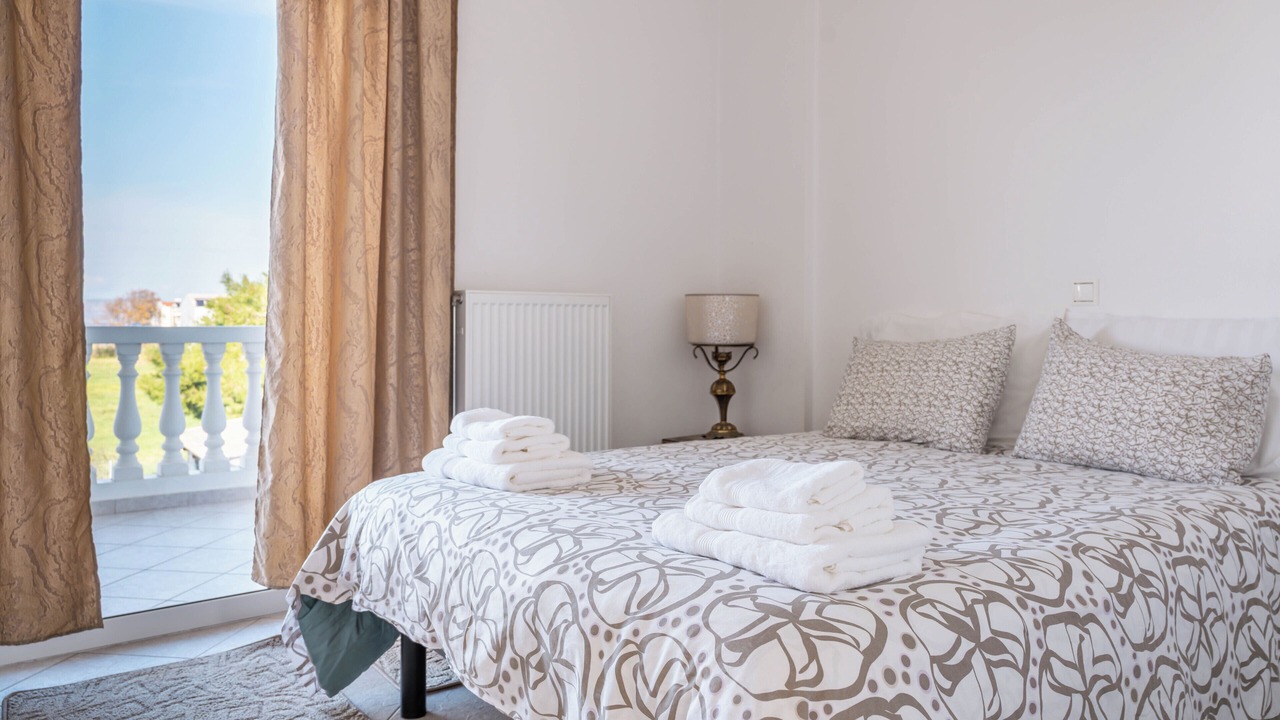 Photo of Bedroom in Assos-Lechaio