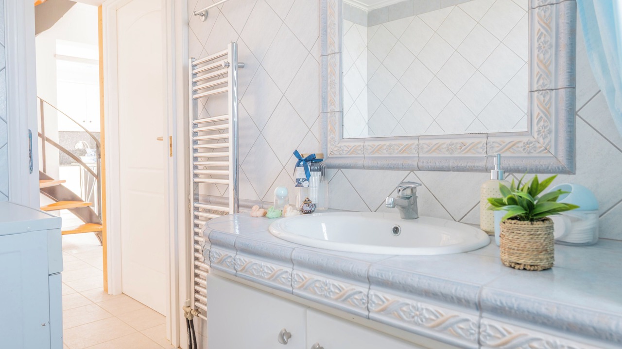 Photo of Bathroom in Assos-Lechaio