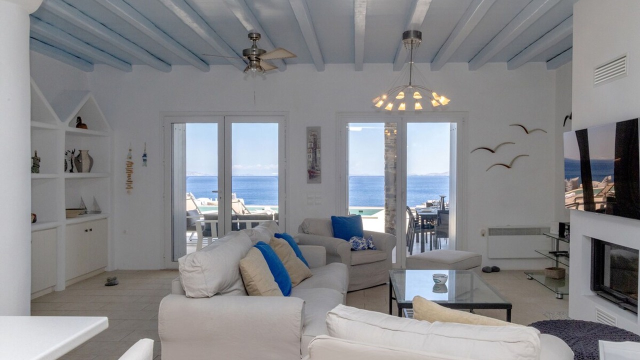 Photo of Livingroom in Agios Sostis