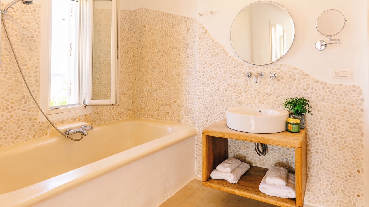 Photo of Bathroom in Tourlos