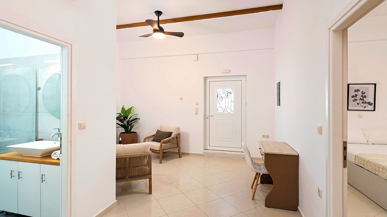 Photo of Bedroom in Paralia Kourna