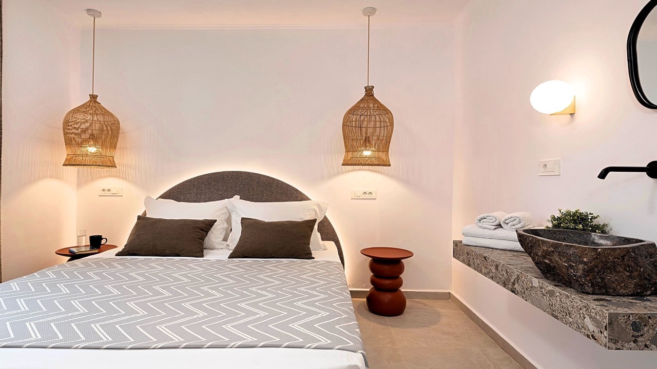 Photo of Bedroom in Paralia Kourna
