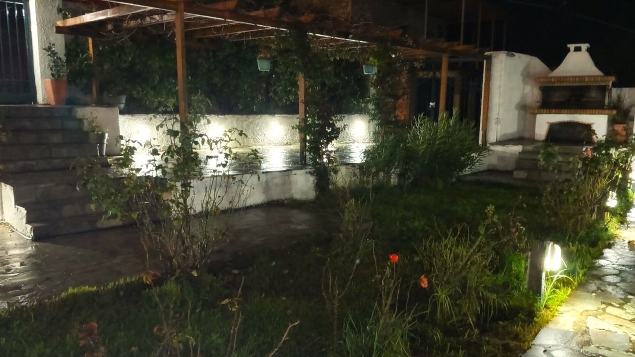Photo of Outdoor in Goura