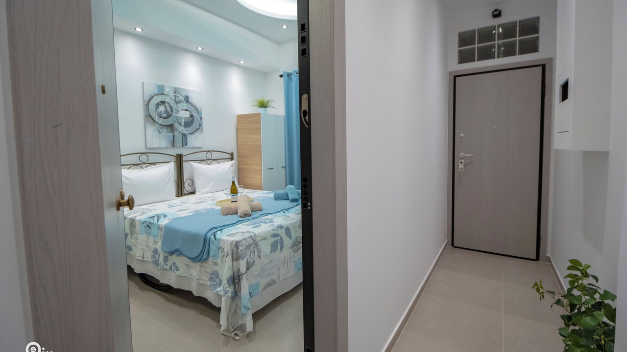 Photo of Bedroom in Aigaleo