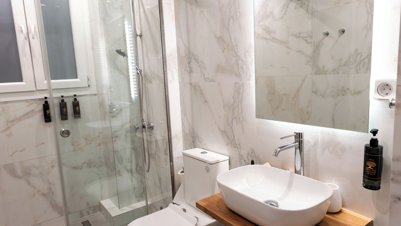 Photo of Bathroom in Omonia