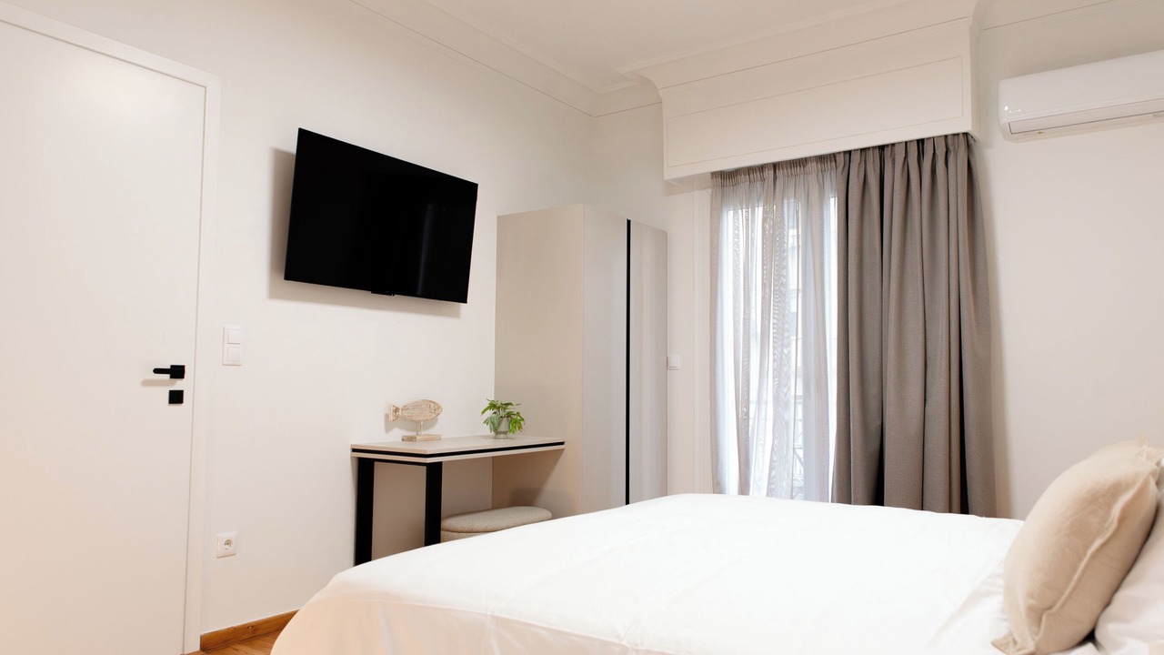 Photo of Bedroom in Omonia