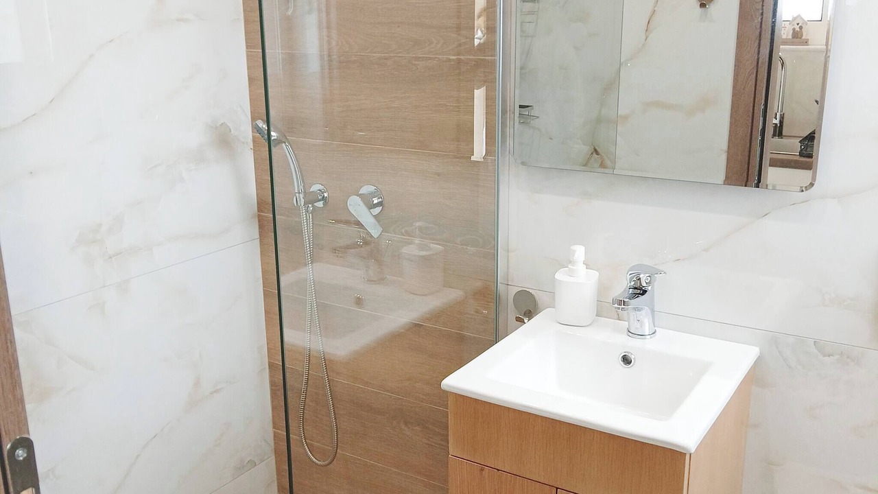 Photo of Bathroom in Amarousion