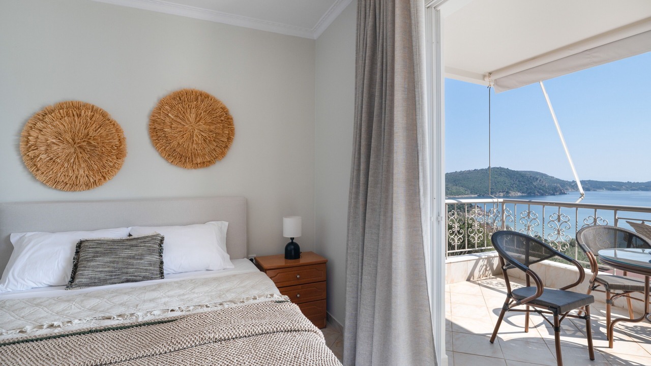 Photo of Bedroom in Skoutari