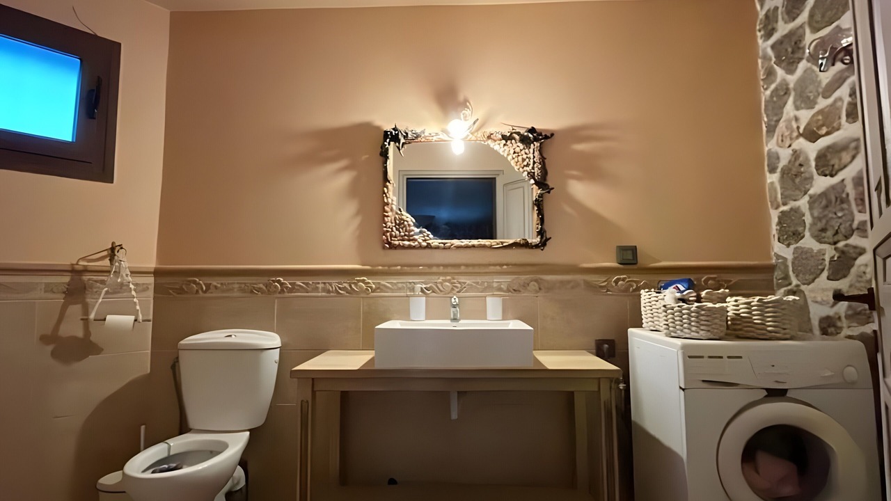 Photo of Bathroom in Kranidi