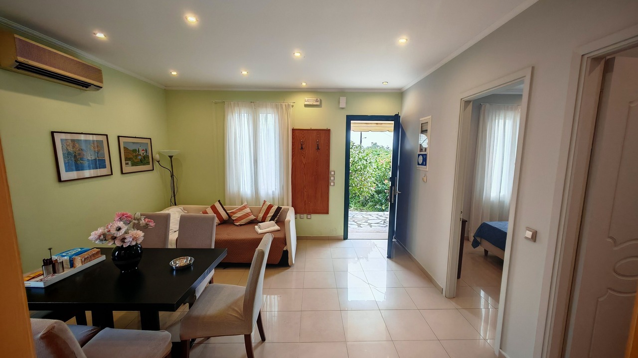 Photo of Livingroom in Leivathos