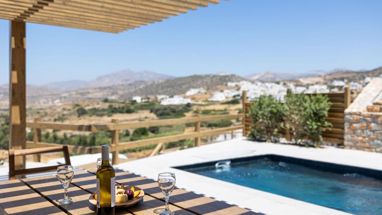 Photo of Outdoor in Glinado