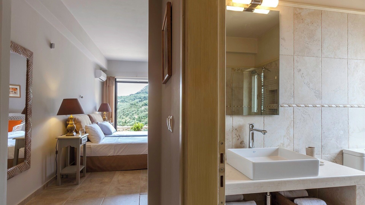 Photo of Bathroom in Evgiros