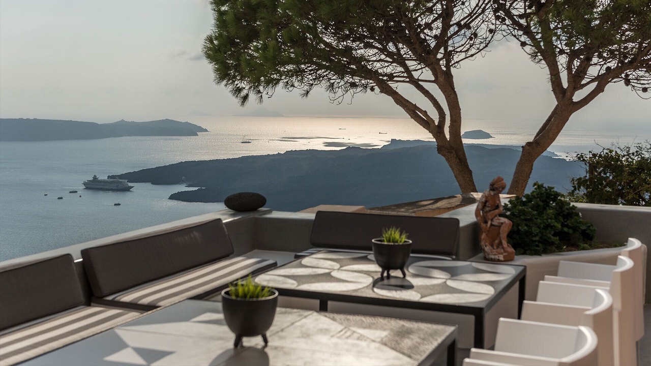 Photo of Outdoor in Fira