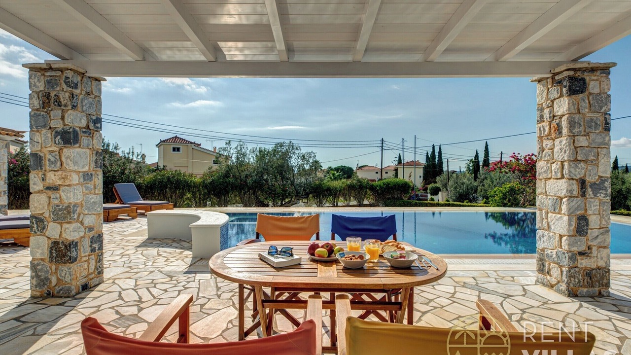 Photo of Outdoor in Plepi