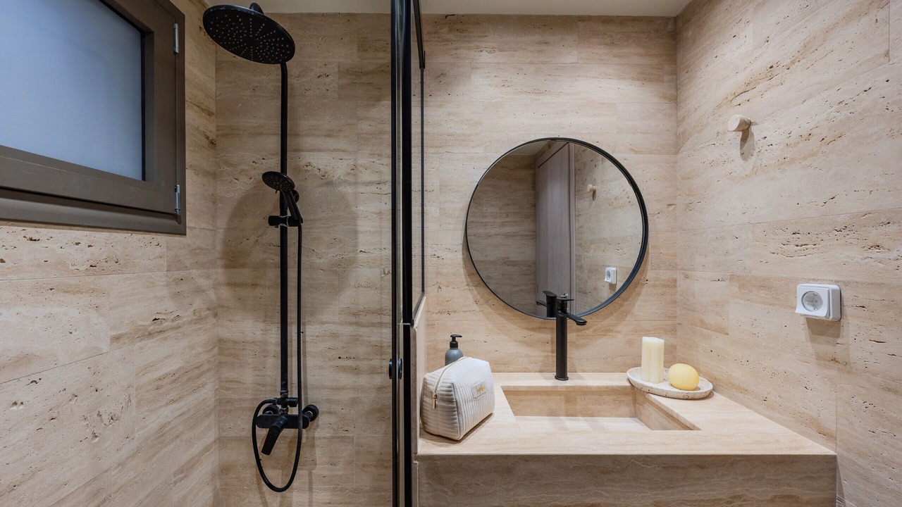 Photo of Bathroom in Viannos