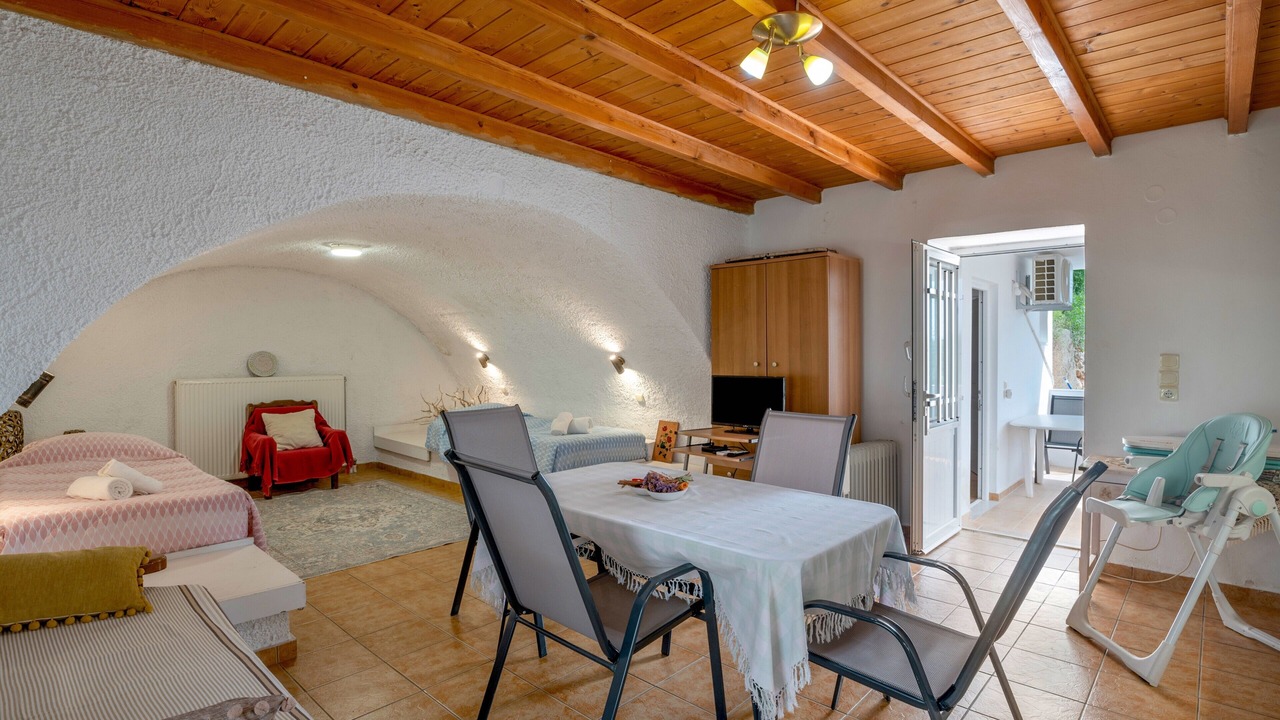 Photo of Bedroom in Velies