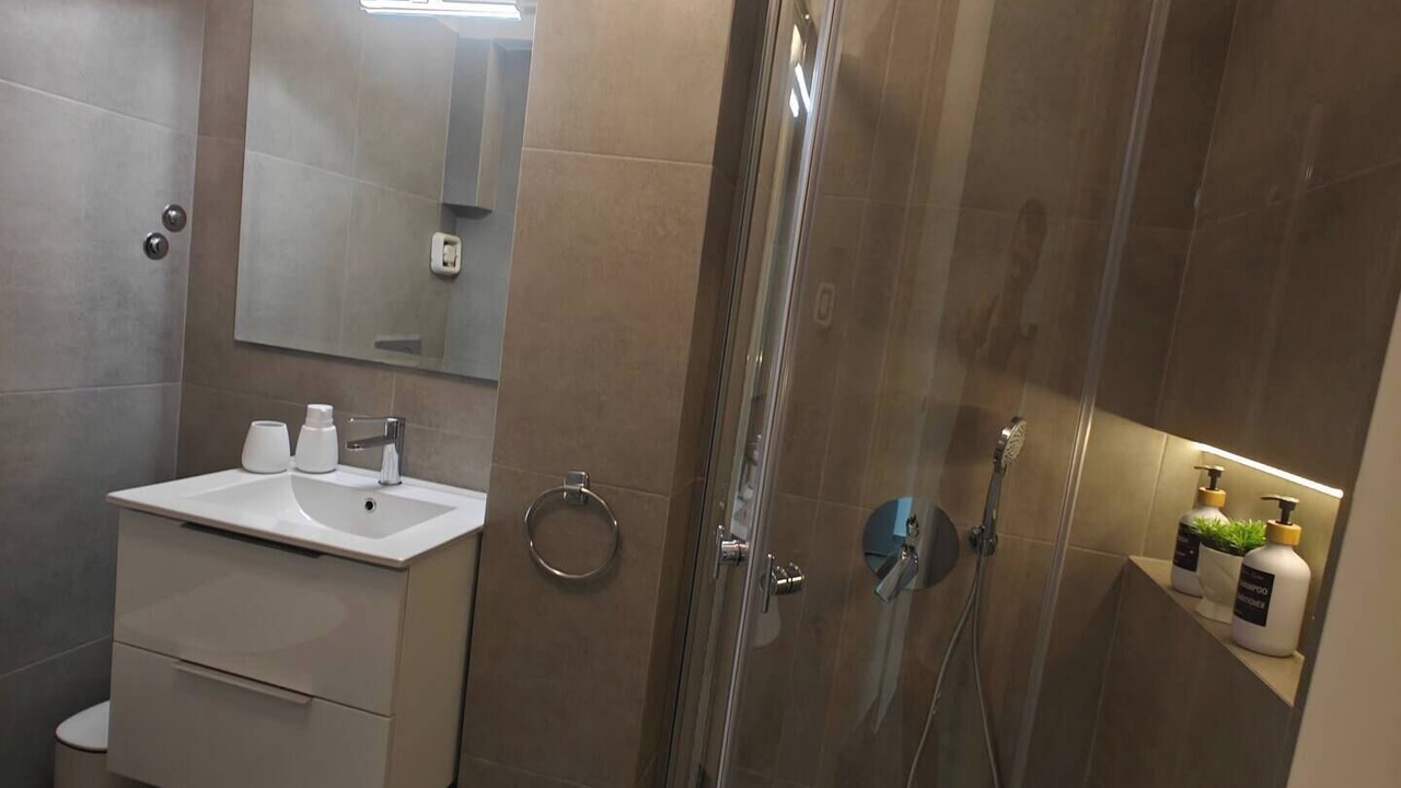 Photo of Bathroom in Kerameikos