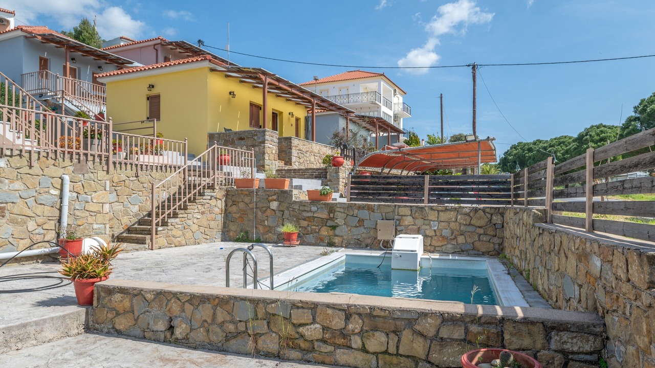 Photo of Outdoor in Foinikounta