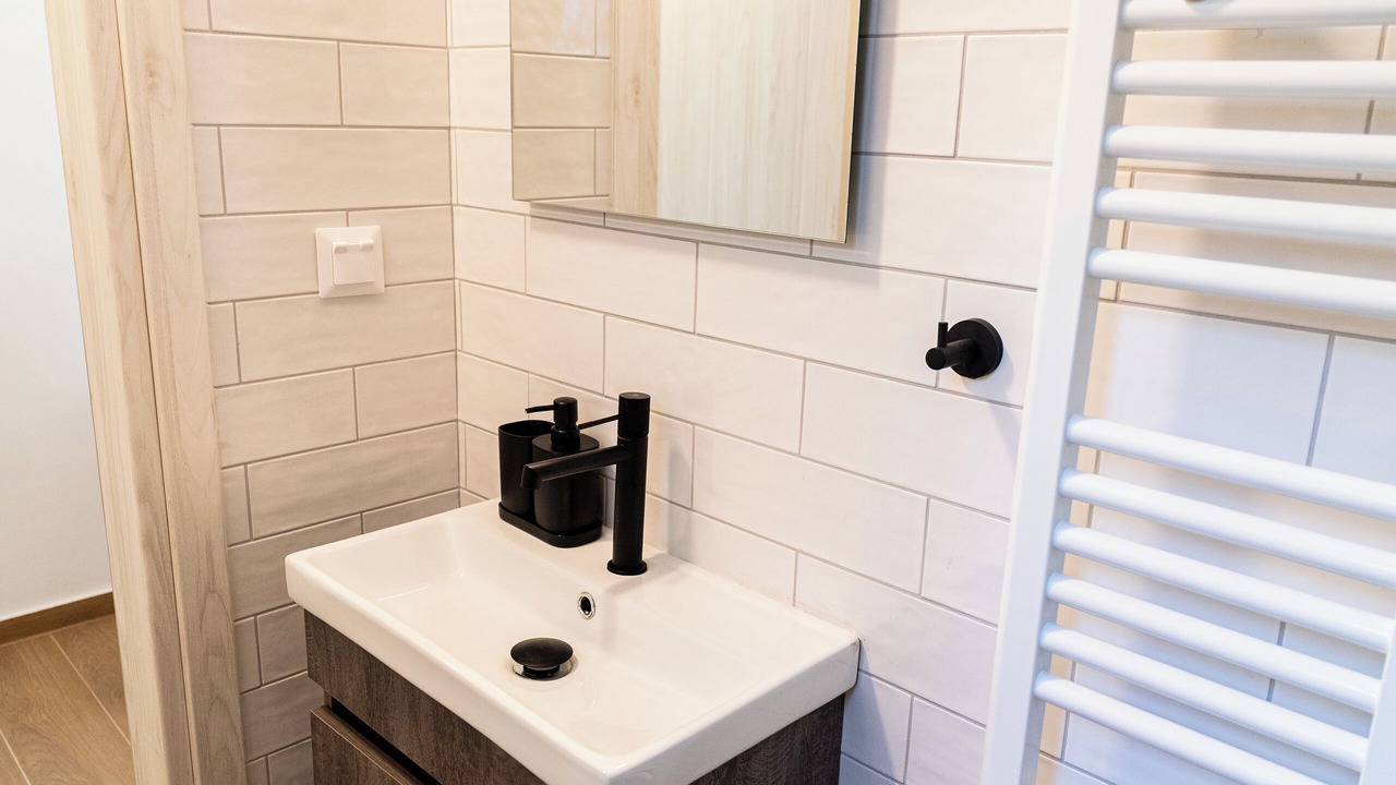 Photo of Bathroom in Larissa