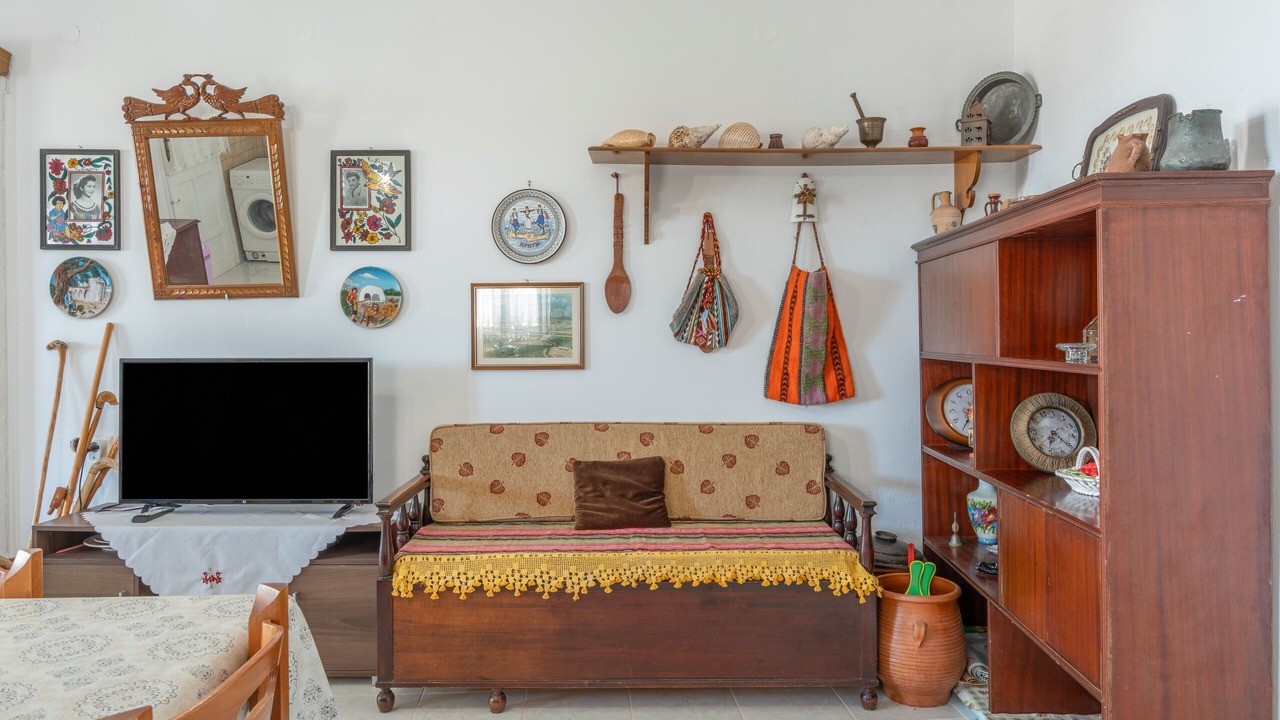 Photo of Livingroom in Aegiali