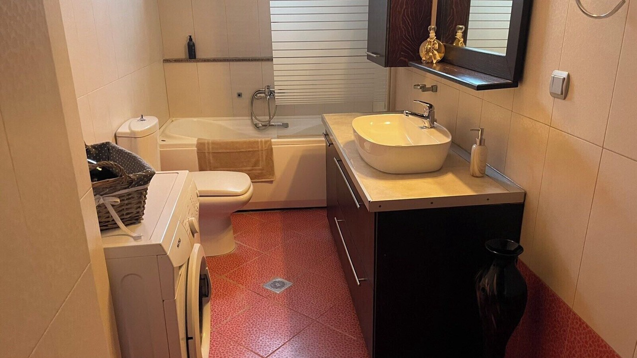 Photo of Bathroom in Volos City Centre