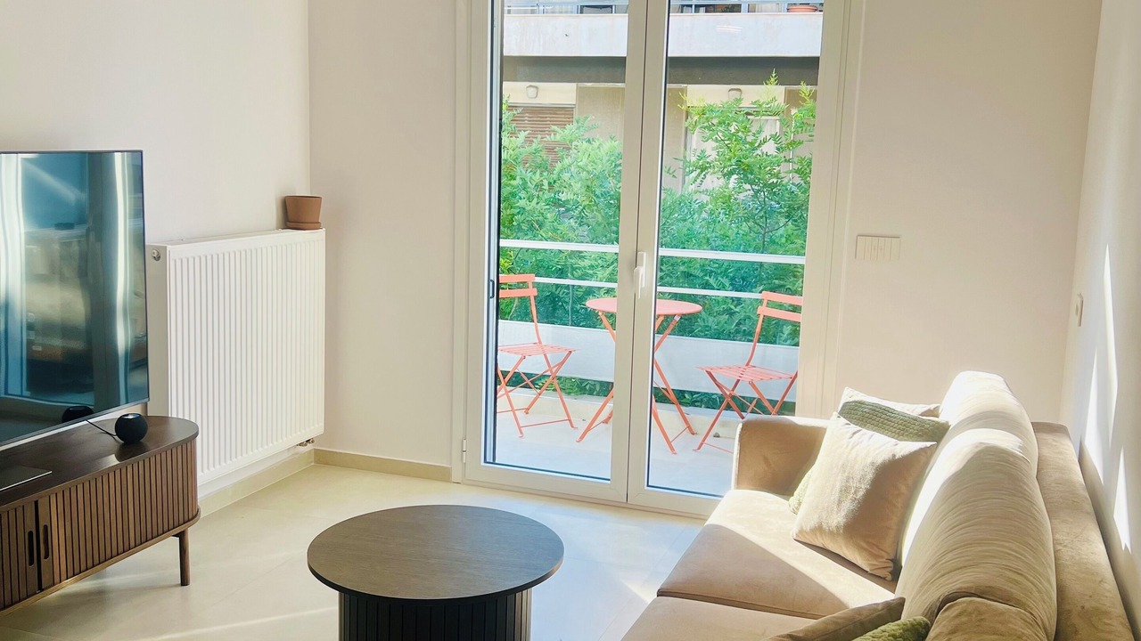 Photo of Livingroom in Exarhia