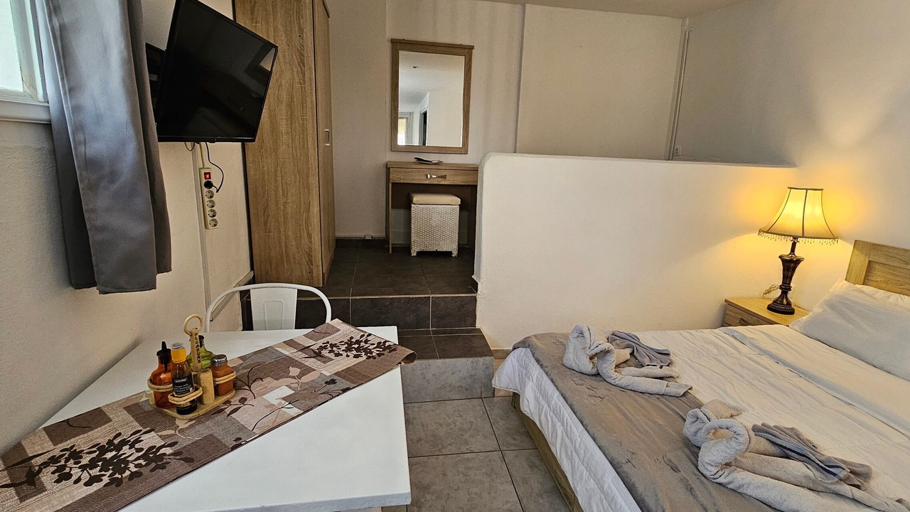 Photo of Bedroom in Perissa