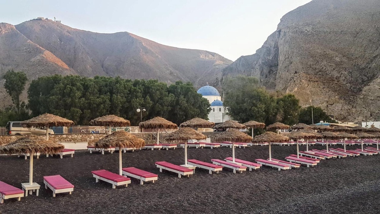 Photo of Outdoor in Perissa
