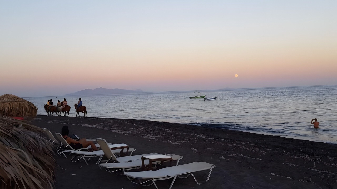Photo of Others in Perissa