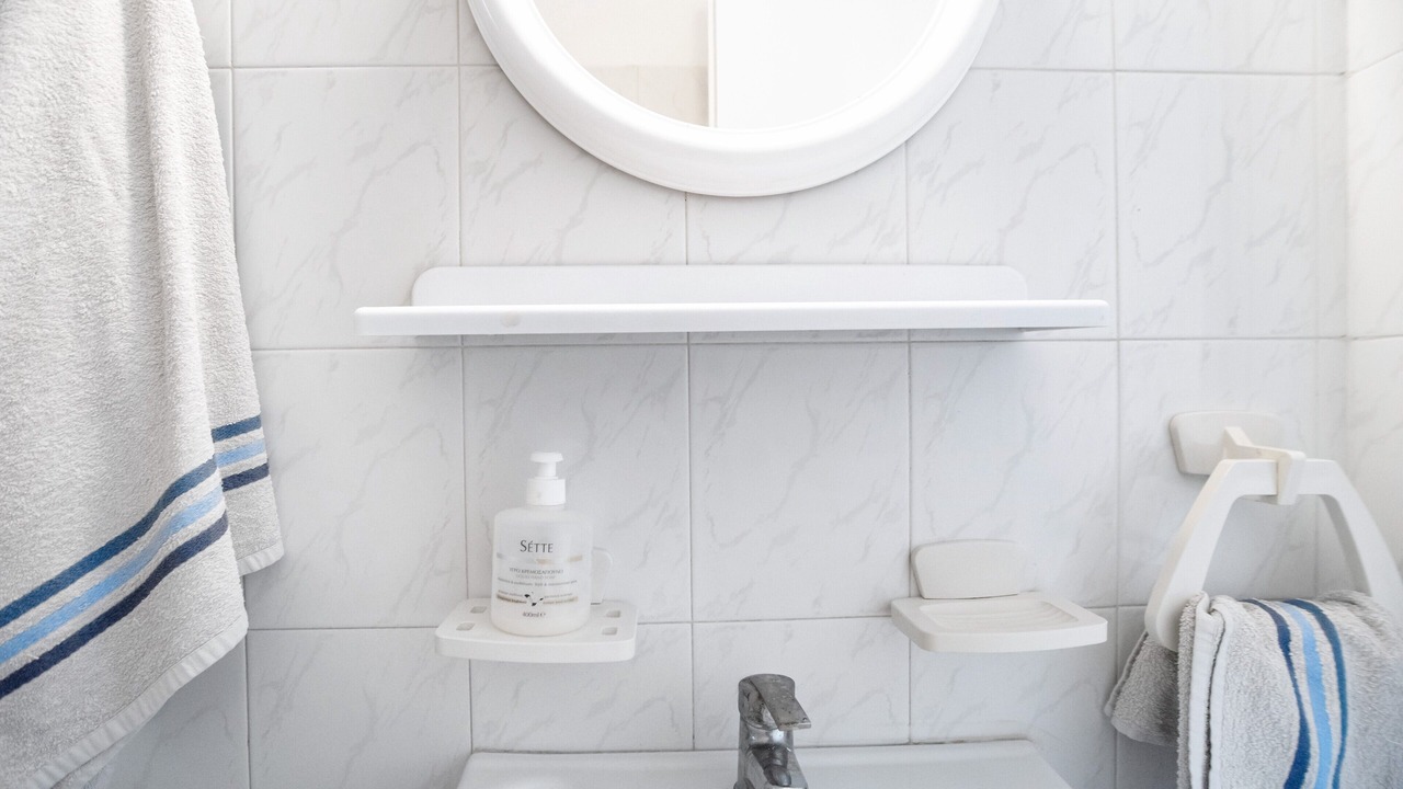 Photo of Bathroom in Perissa