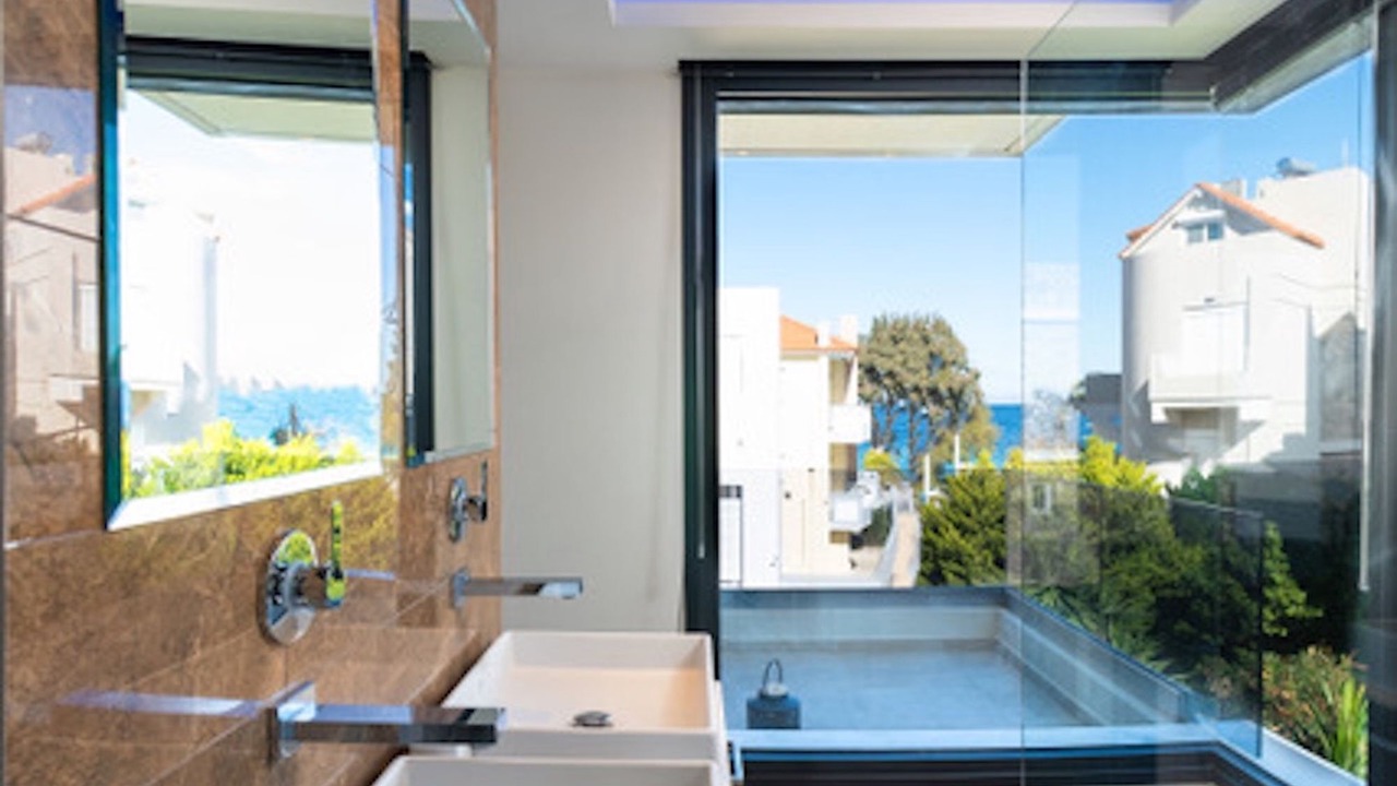 Photo of Bathroom in Ialyssos