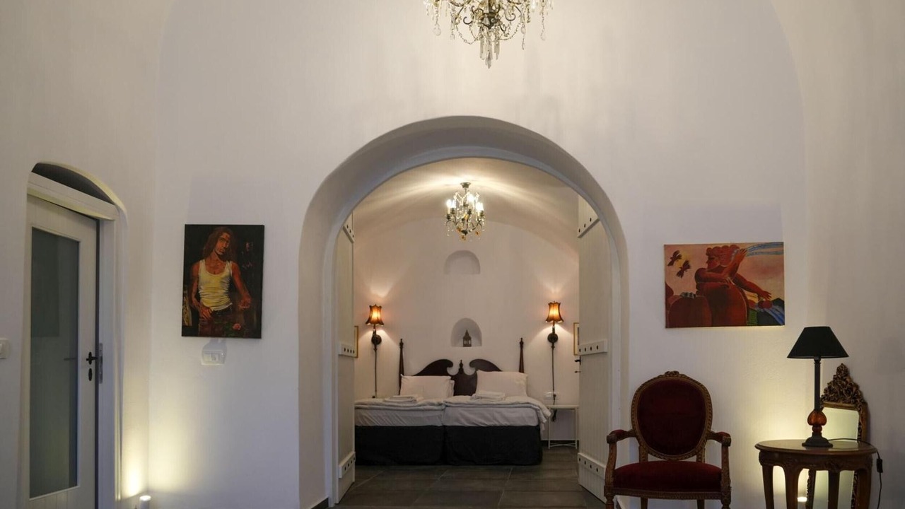 Photo of Bedroom in Emporio