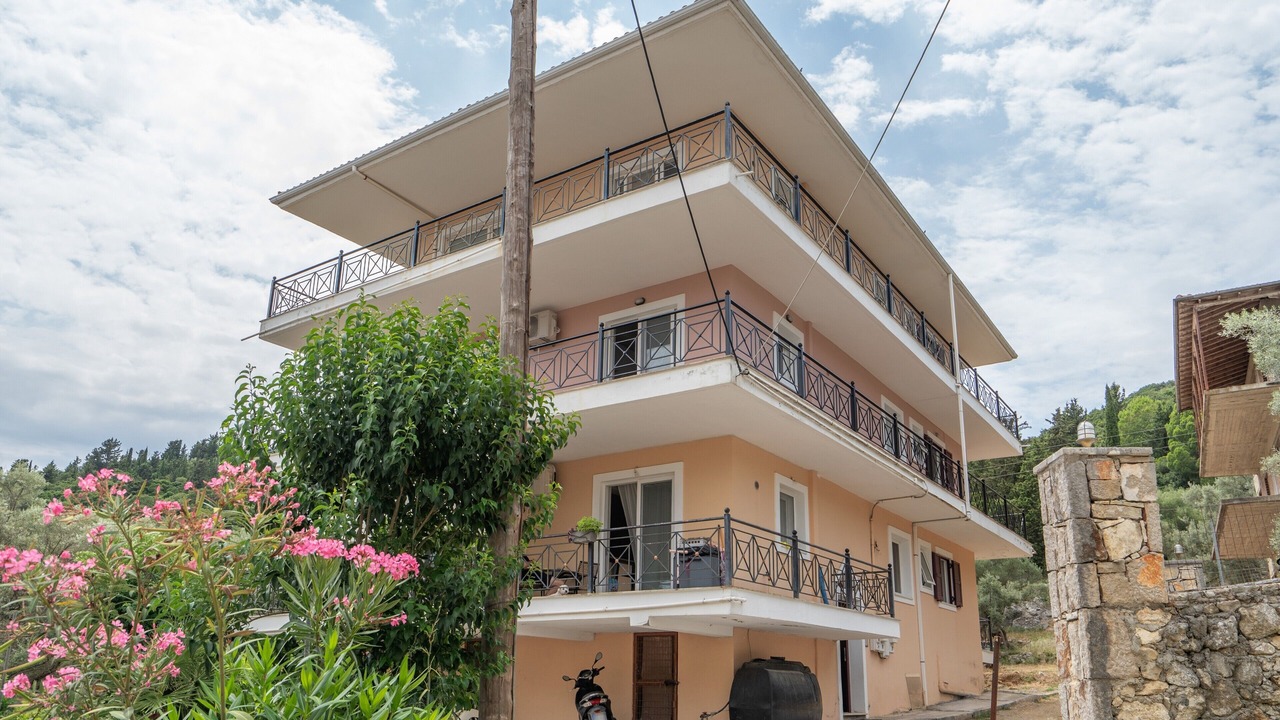 Photo of Outdoor in Lygia