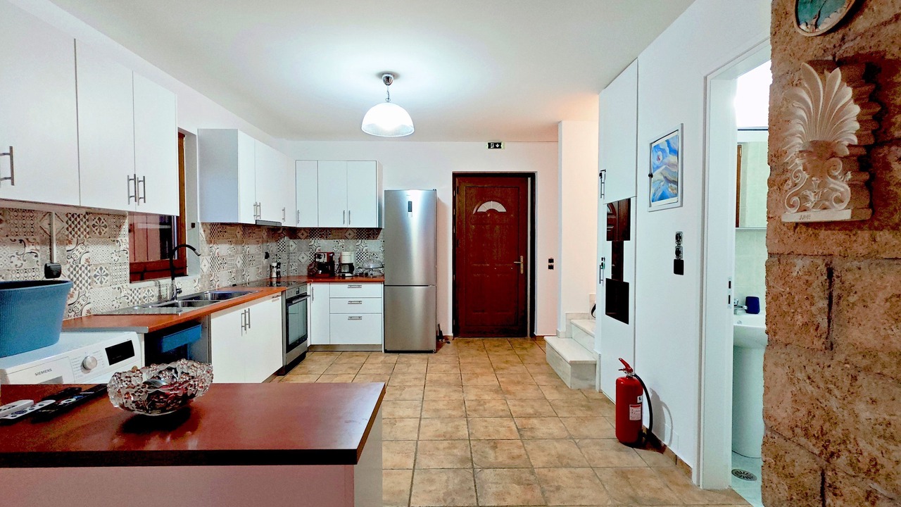 Photo of Kitchen in Diasella