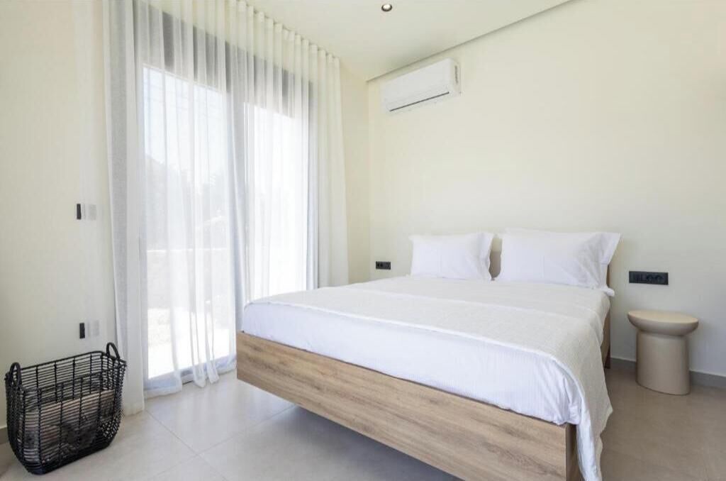 Photo of Bedroom in Petaloudes