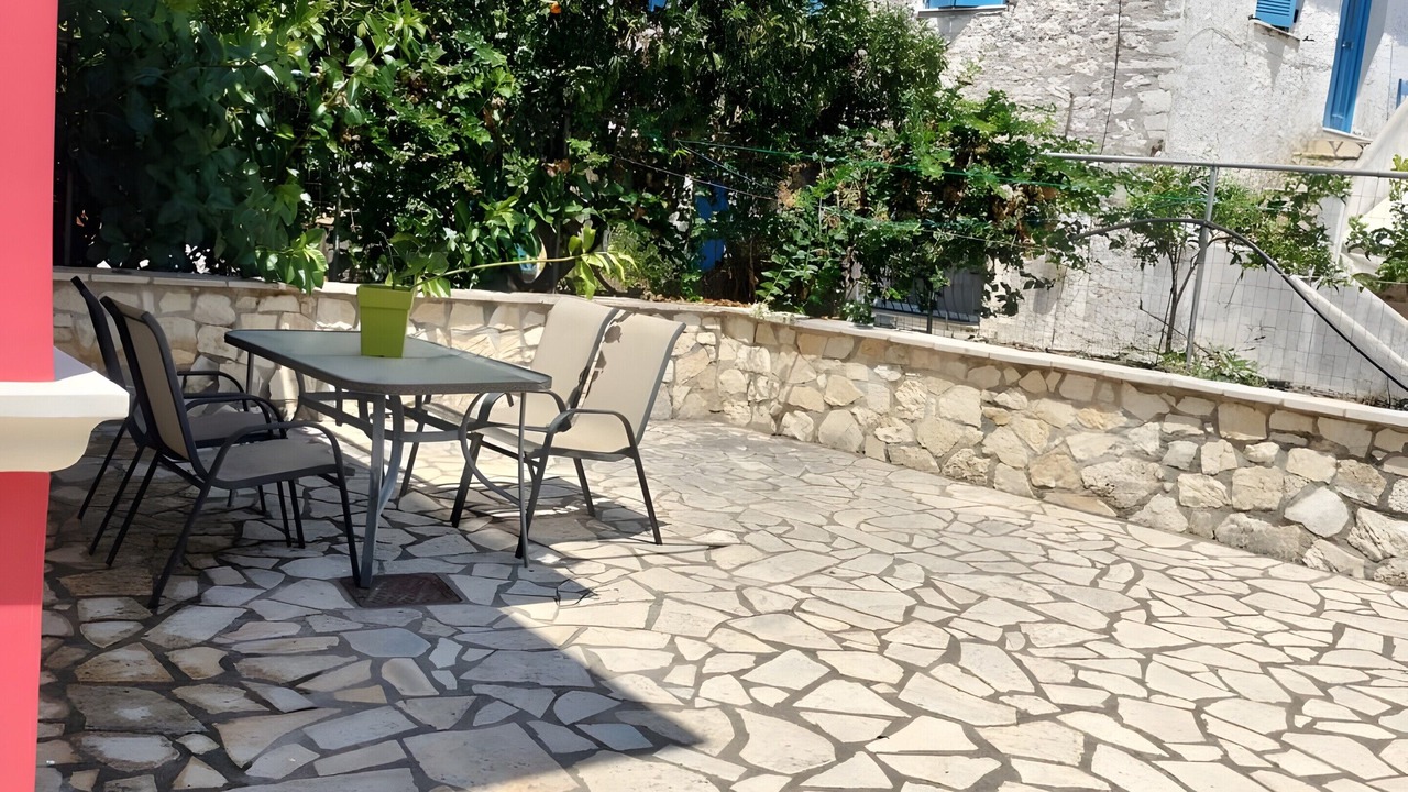 Photo of Outdoor in Katomerion