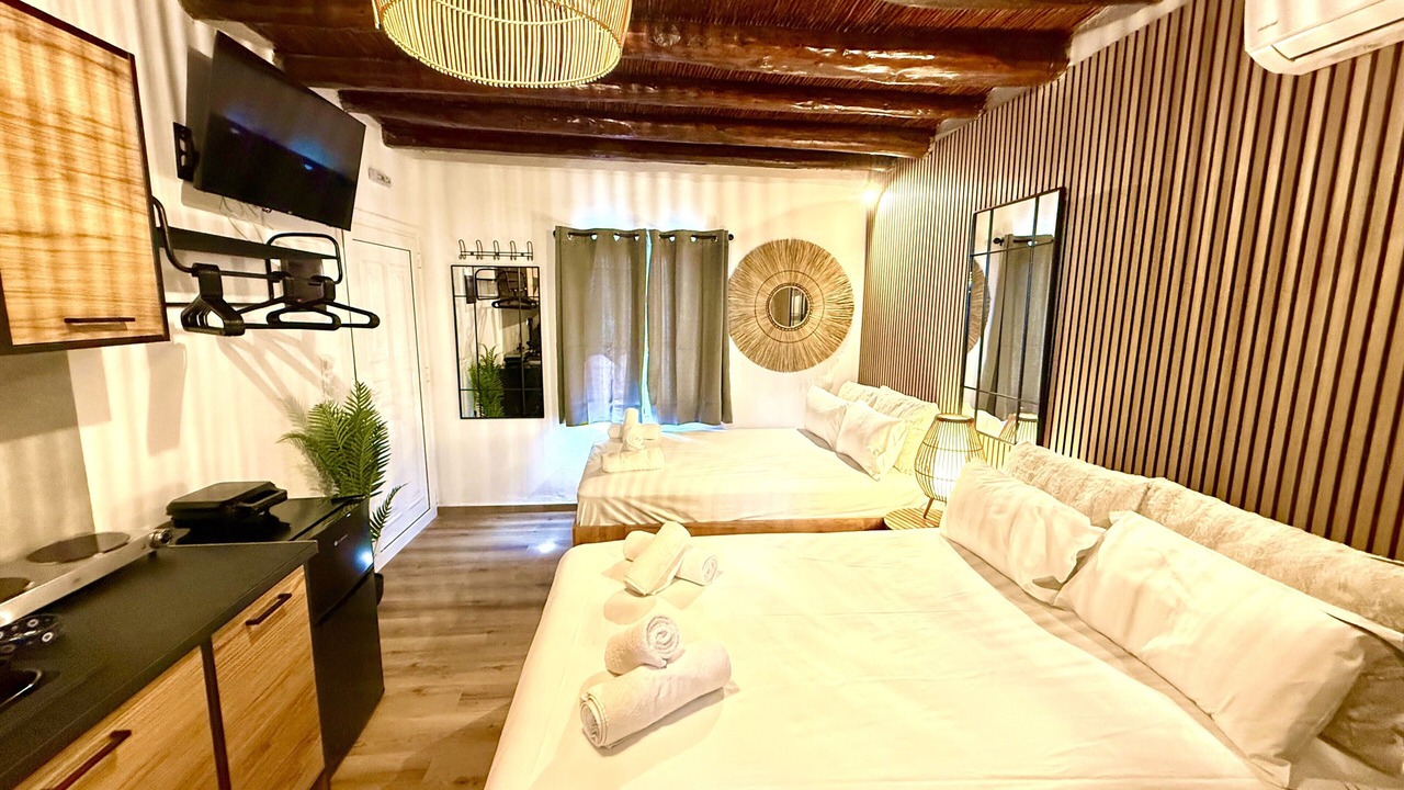 Photo of Bedroom in Naousa