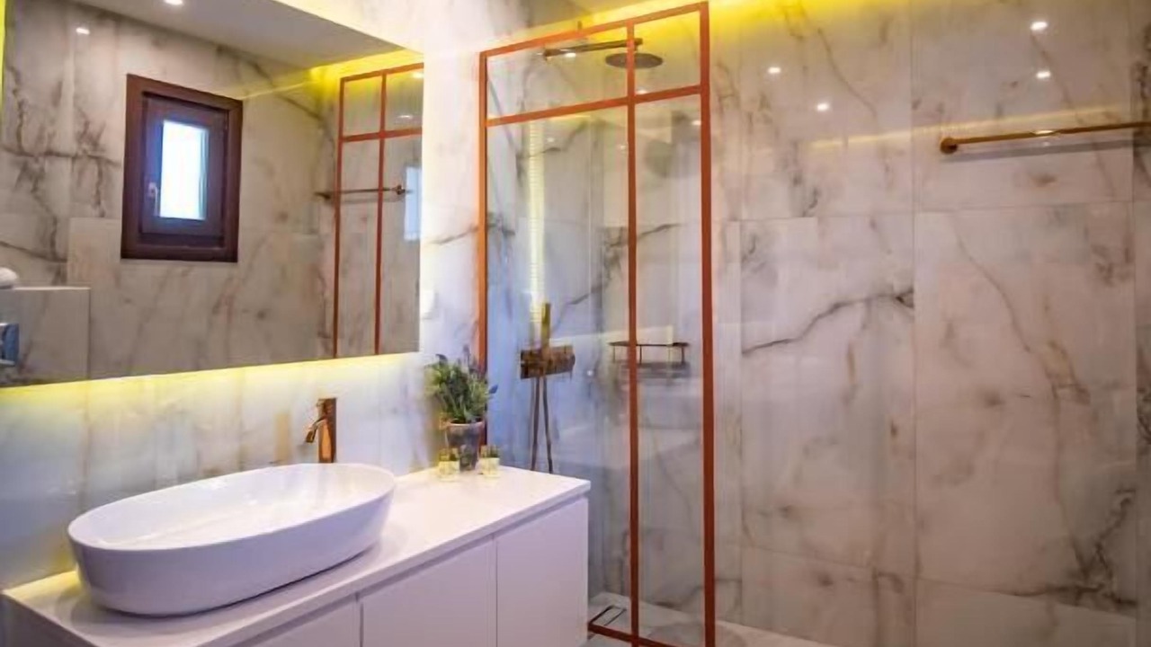Photo of Bathroom in Portaria