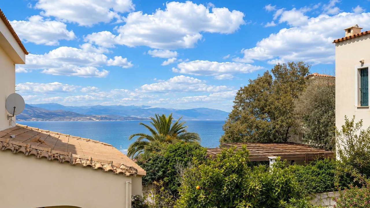 Photo of Patio Balcony in Diakofto