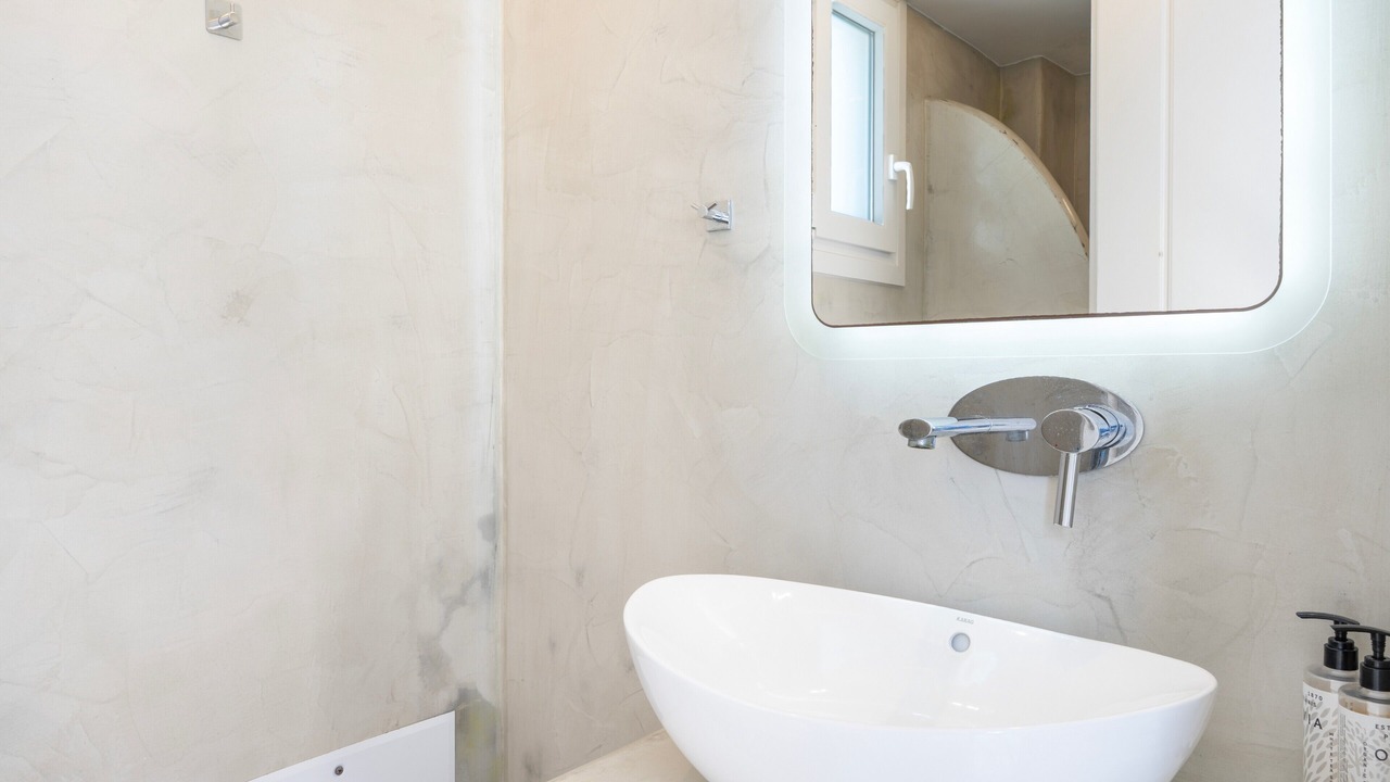 Photo of Bathroom in Agios Georgios