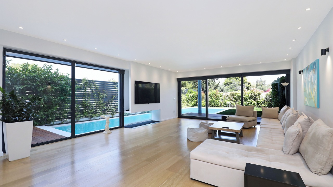 Photo of Livingroom in Elliniko