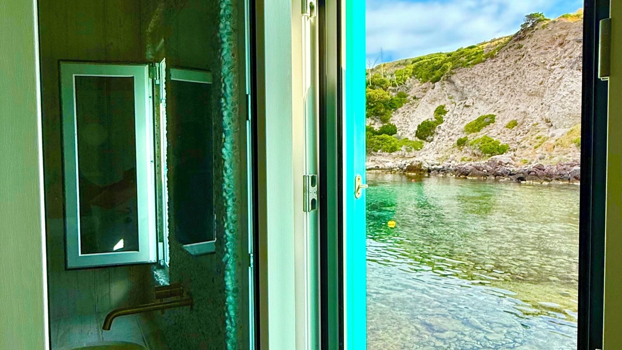 Photo of Bathroom in Milos