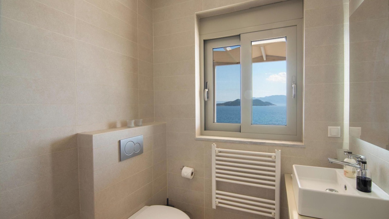 Photo of Bathroom in Aegina