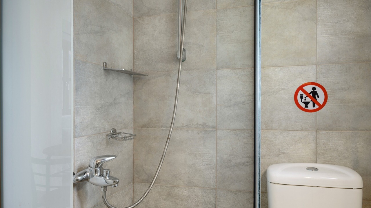 Photo of Bathroom in Pedi