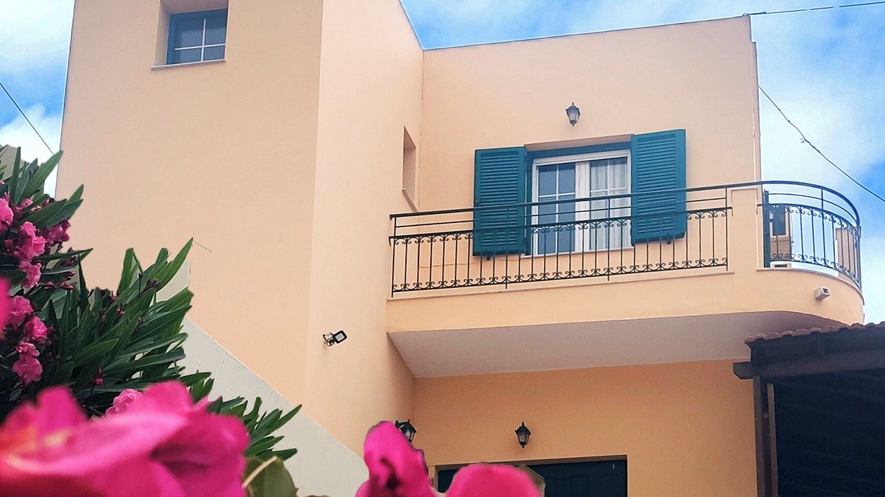 Photo of Outdoor in Kamari