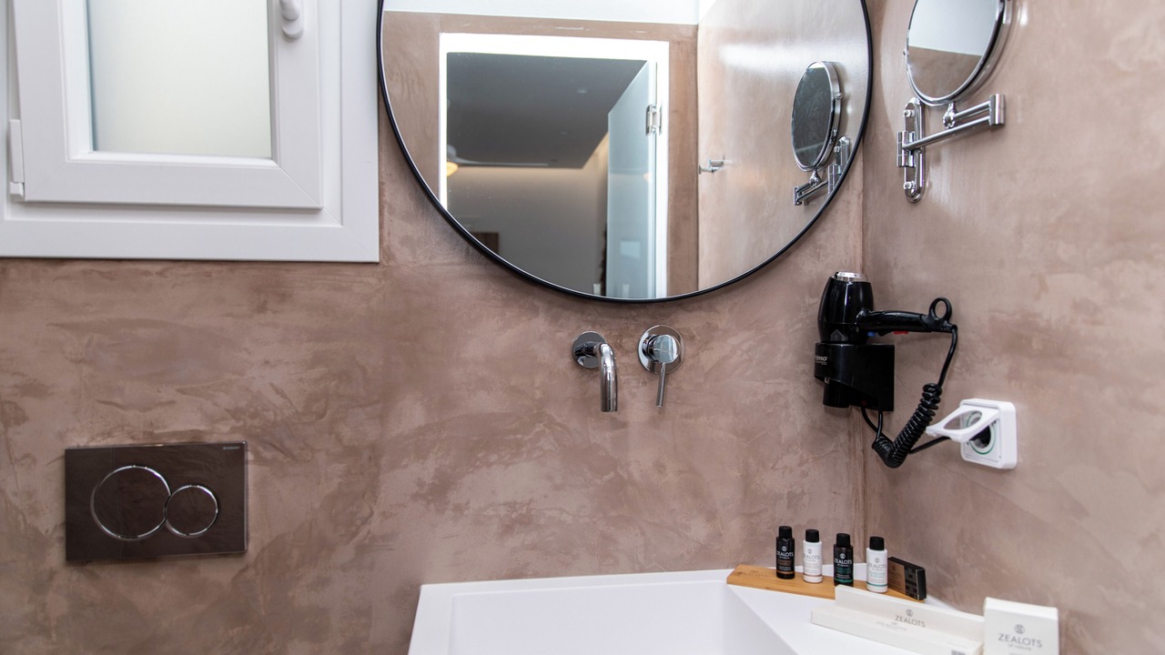 Photo of Bathroom in Glinado