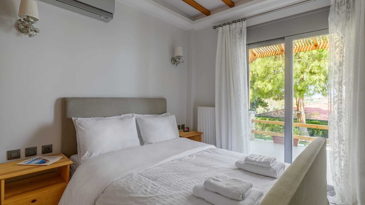 Photo of Bedroom in Chalcis