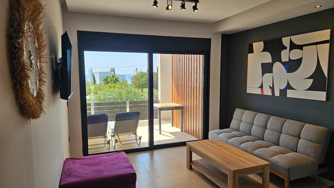 Photo of Livingroom in Lahania