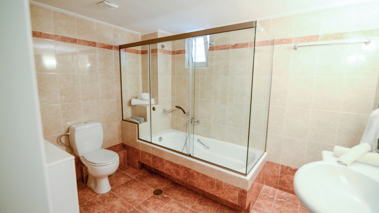 Photo of Bathroom in Kalamata Marina