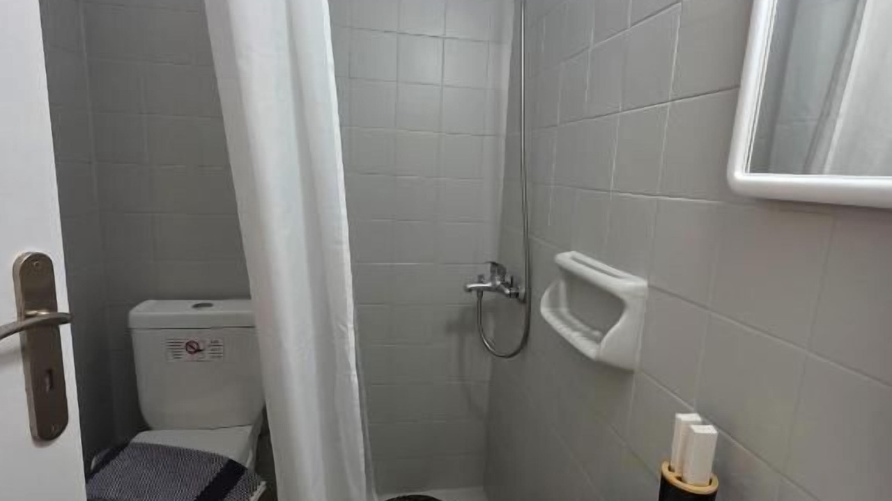 Photo of Bathroom in Vothon